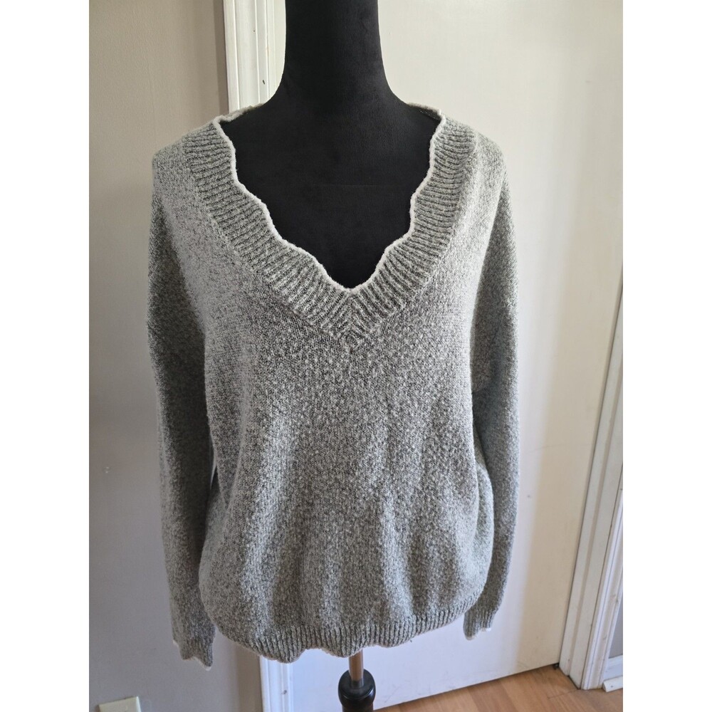Womens Green/gray Sweater With White Scallop Trim Size XXL